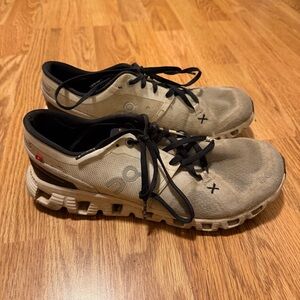 Women's white Athletic Shoes